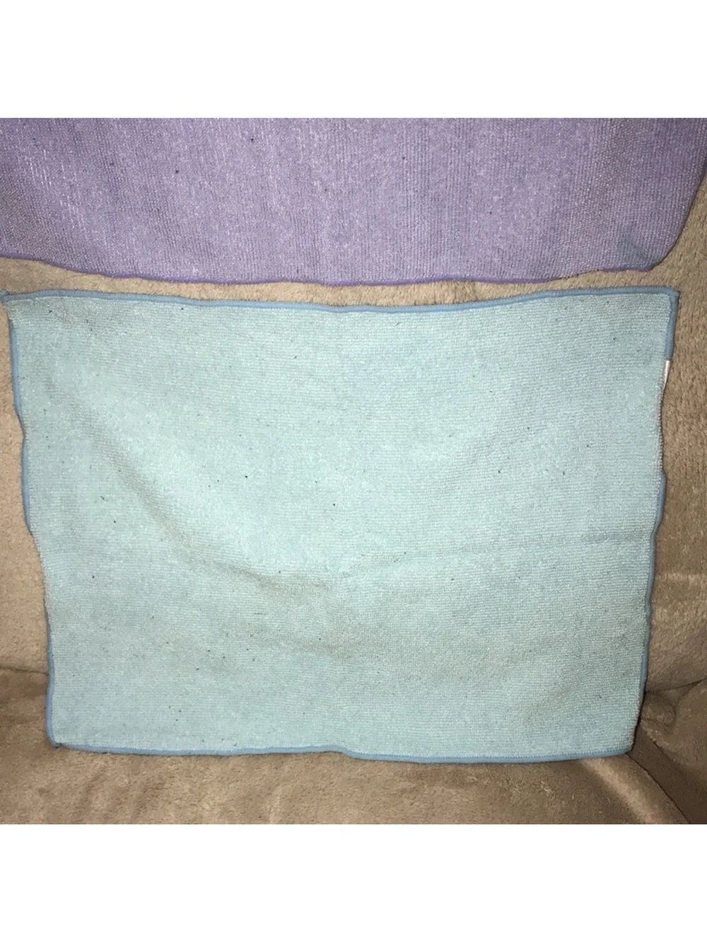 Set of two microfiber hand towels Lavender and Light Blue